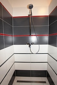 Chalupa s apartm�ny - na �pat� hory Radho��