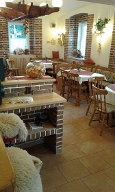 Chalupa u p�ehrady Fl�je - Kl�ny - Kru�n� hory