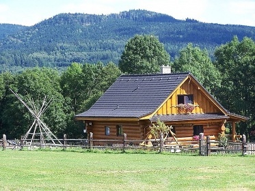 Srub Hartunkov I - Novohradské hory - N. Hrady