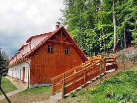 Chalupa s apartm�ny - Novohradsk� hory - ji�n� �echy