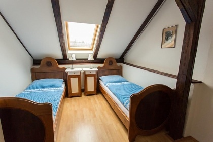 Penzion Pos�zav� s baz�nem - hrad Pirk�tejn