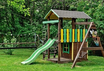 Chalupa s baz�nem u p�ehrady - Rali�ka - Beskydy