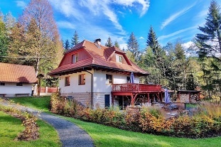 Chalupa s wellness - pod horou Radho�t - Pustevny