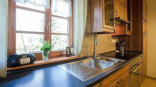 Valask roubenka s baznem - cyklostezka Beva