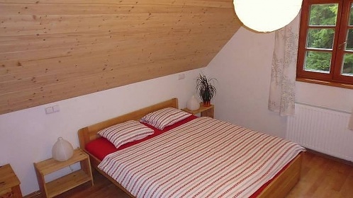 Valask roubenka s baznem - cyklostezka Beva