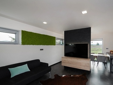 Rodinn� chata - dom�c� kino a v��ivka - Malenovice