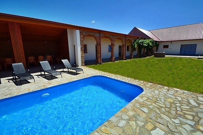 Chalupa Hrabětice - Apartmány Dlouhá - bazén