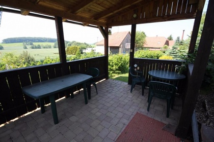 Chalupa s baz�nem - p�ehrada Se� - �elezn� hory