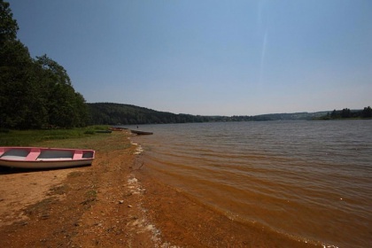 Chalupa s baz�nem - p�ehrada Se� - �elezn� hory