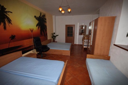 Chalupa s baz�nem - p�ehrada Se� - �elezn� hory