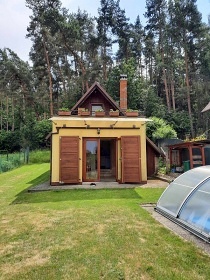 Chata s baz�nem - z�mek Hrub� Sk�la - �esk� r�j