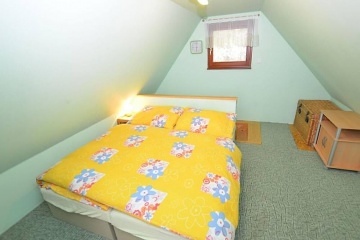 Chata s baz�nem - z�mek Hrub� Sk�la - �esk� r�j