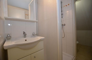 Chata s baz�nem - z�mek Hrub� Sk�la - �esk� r�j