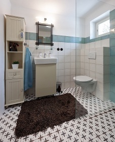 Chalupa u pramene �eky Odry - hrad Helf�t�n