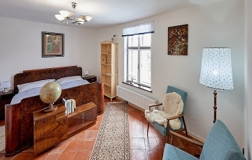 Chalupa u pramene �eky Odry - hrad Helf�t�n