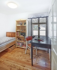 Chalupa u pramene �eky Odry - hrad Helf�t�n