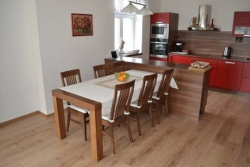 Chalupa a zahrada UNESCO Kutn� Hora - z�mek Ka�ina