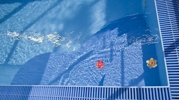 Chata s baz�nem - p�ehrada Rozko� - Ratibo�ice