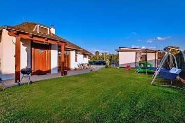 Chalupa s apartmány Bešeňová - Liptovská Mara