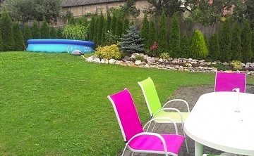 Chalupa s baz�nem - B�tov - Vranovsk� p�ehrada