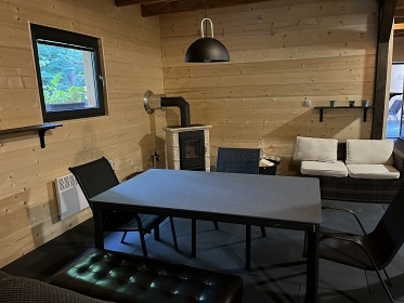 Roubenka wellness a vinný sklep - východní Čechy
