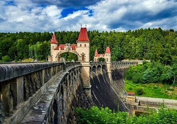 Chalupa s bazénem - Krkonoše a Broumovsko