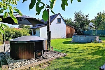 Wellness chata s baz�nem - hrad Nov� Hrady