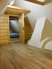 Roubenka s baz�nem - samota P�sek - Orl�k