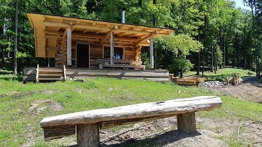 Nový objekt: Srub Radějov (4x) - Zážitkové ubytování