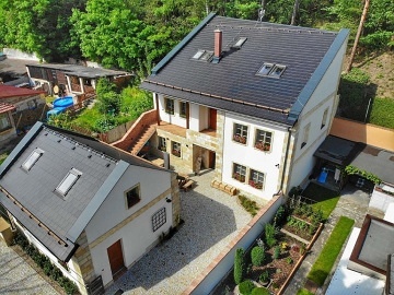 Penzion Stodola - Bělá pod Bezdězem