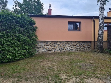 Chata Vyso�ina - u rybn�ka Stekl� - T�eb��