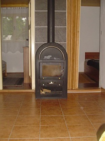 Chata Vyso�ina - u rybn�ka Stekl� - T�eb��