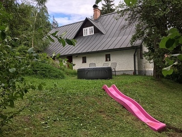 Chalupa Studen� vrch - V�chovsk� Lhota - Krkono�e