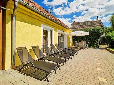 Chalupa s baznem - CHKO Plava - Nov Mlny