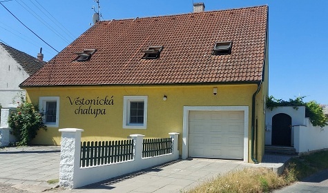 Chalupa s baznem - CHKO Plava - Nov Mlny