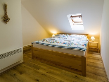 Chalupa s baznem - CHKO Plava - Nov Mlny