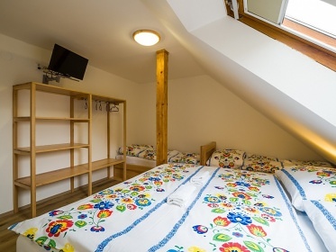 Chalupa s baznem - CHKO Plava - Nov Mlny