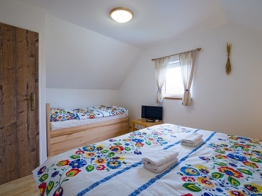 Chalupa s baznem - CHKO Plava - Nov Mlny