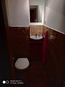 Chalupa s baznem - polosamota u lesa Beskydy