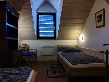 Chalupa baz�n a vinn� sklep - Nov� Ml�ny - P�lava