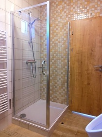 Vina�sk� dv�r Turna - chalupa Nov� Ml�ny - P�lava