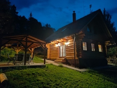 Srub se saunou - Bernov - přehrada Lesík