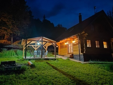 Srub se saunou - p�ehrada Les�k - Kru�n� hory