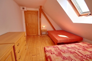 Rouben� chalupa s baz�nem - �esk� r�j