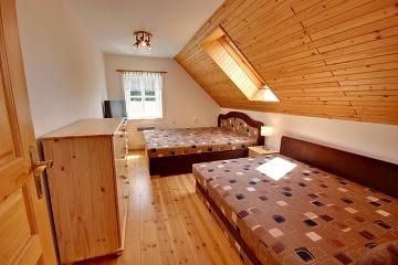 Rouben� chalupa s baz�nem - �esk� r�j