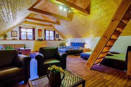 Hotel Pošta - náměstí Černý Důl - Krkonoše