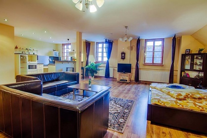 Hotel Pošta - náměstí Černý Důl - Krkonoše
