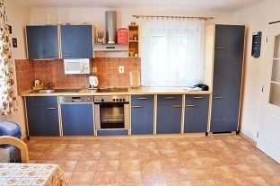 Chalupa stedn echy - ZOO Chleby - Nymburk