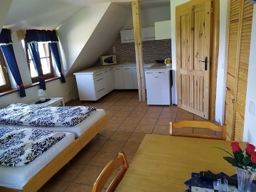 Valašská chalupa - úpatí hory Radhošť - Pustevny