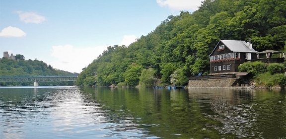 Chata Nad Hladinou - Bítov - přehrada Vranov